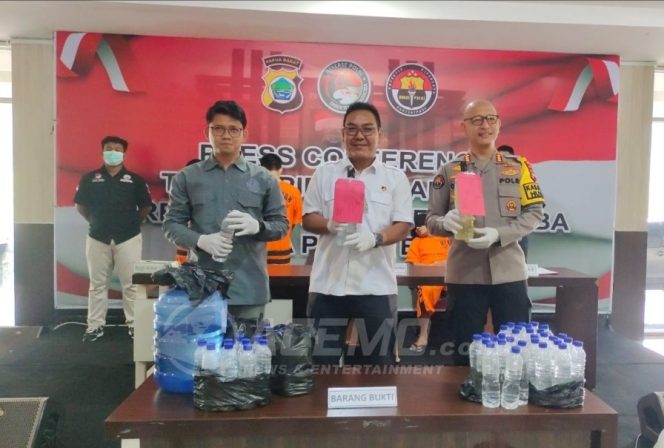 
 Ditnarkoba Polda Papua Barat Grebek Rumah Produksi Cap Tikus Di Manokwari
