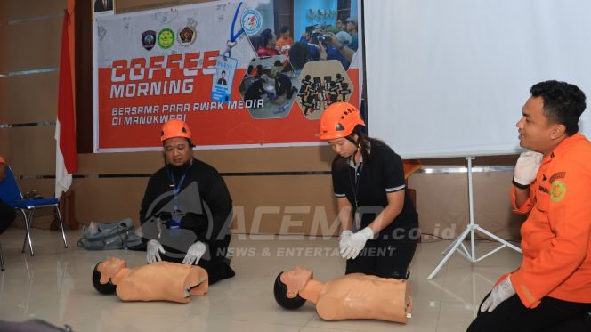 
 Basarnas Manokwari Bekali Insan Pers Cara Melakukan Pertolongan Pertama