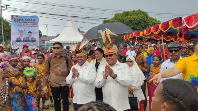 
 Sebelum Mendaftar Ke KPU, Paslon Cabup dan Cawabup ‘HERO’ Gelar Deklarasi