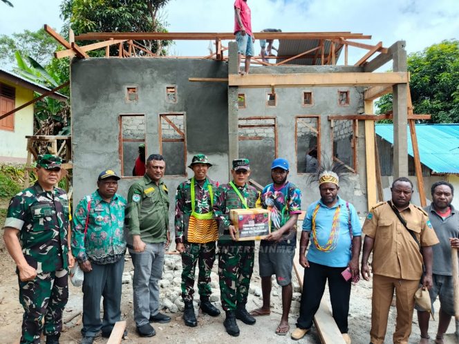 
 Tim Wasev Mabes TNI Tinjau Pelaksanaan TMMD Ke-121 Kodim 1801/Manokwari Di Kampung Kwau