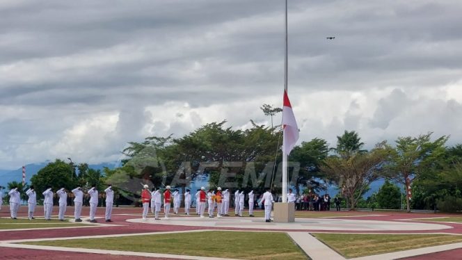 
 Paskibra Papua Barat Sukses Kibarkan Bendera Merah Putih di HUT RI Ke-79