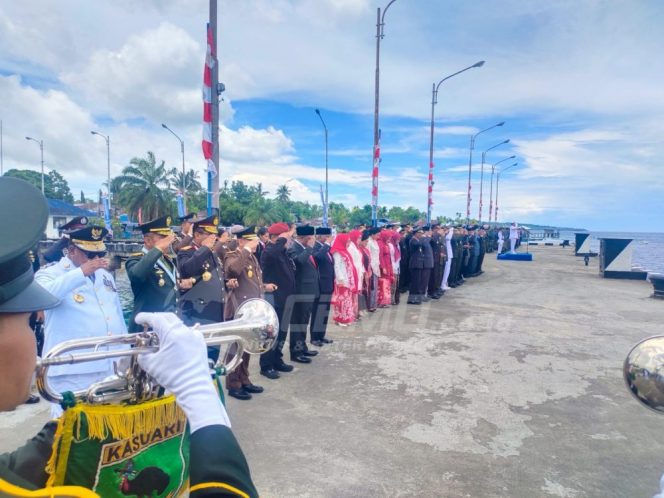 
 Kapoksahli Koarmada III Pimpin Upacara Ziarah Laut HUT RI ke-79