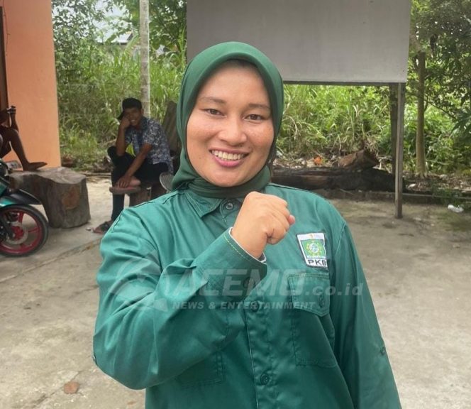 
 Ketua Dewan Pimpinan Cabang (DPC) PKB Kabupaten Teluk Bintuni, Nuraeni