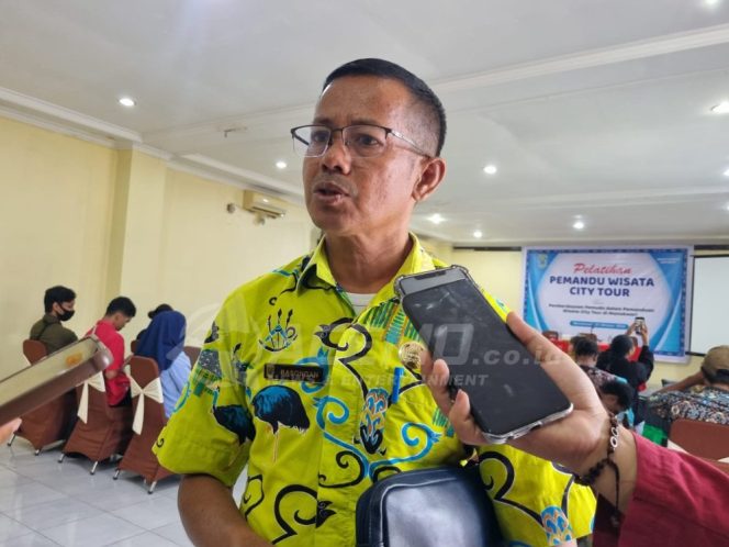 
 Plh. Kepala Dinas Kebudayaan dan Pariwisata Provinsi Papua Barat, Yakobus Basongan 