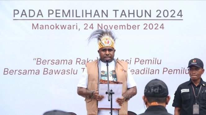 
 Masuk Masa Tenang, Bawaslu Papua Barat Ingatkan KPU Tertibkan APK Paslon