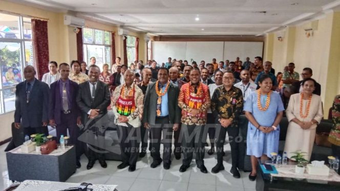 
 Buka Musda ke-X GBGP, Plt. Bupati Manokwari Pesan Jaga Persatuan Gereja