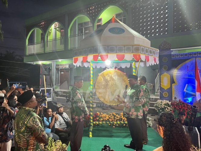 
 Pembukaan MTQ X Kabupaten Manokwari Resmi Dibuka Bupati Hermus Indou