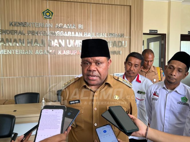 
 Bupati Hermus Indou Dorong Kuota Jamaah Haji Khusus untuk Papua