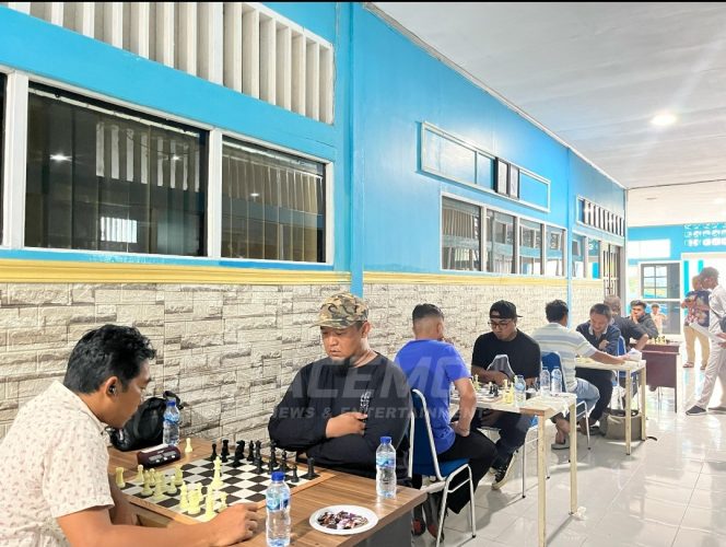 
 Meriahkan HPN 2025, PWI Papua Barat Gelar Lomba Catur dan Domino