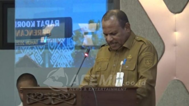 
 Pj. Sekda Papua Barat, Yacob Fonataba.