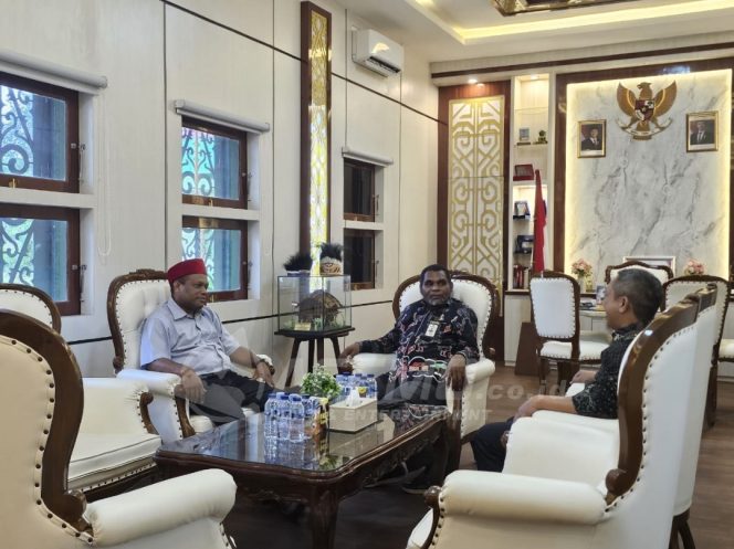 
 Kakanwil Kemenag Papua Barat Terima Kunjungan Anggota DPD RI