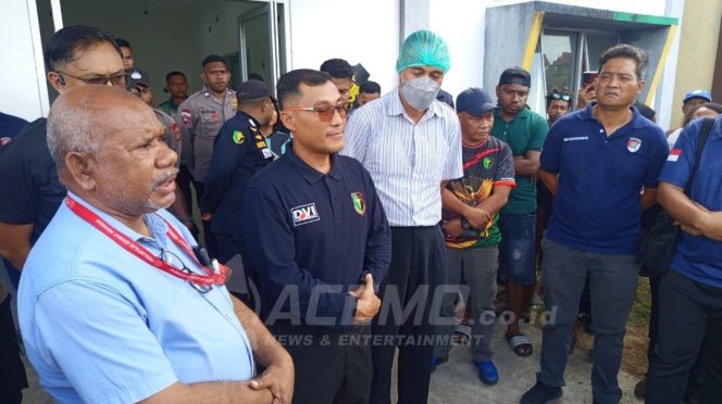 
 Dua Hari Menunggu, Otopsi Yanto Idorway Akhirnya Digelar di RS Bhayangkara Polda Papua Barat
