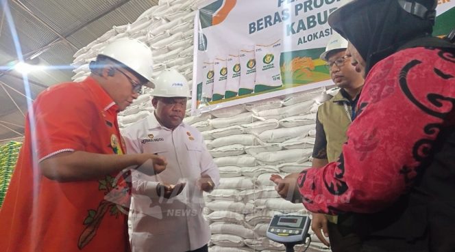 
 Bulog Salurkan 674 Ton Beras Untuk 22.480 Warga Manokwari