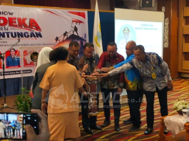 
 Pemkab Manokwari Dorong Organisasi Perempuan Mandiri, Tak Bergantung pada Hibah Pemerintah