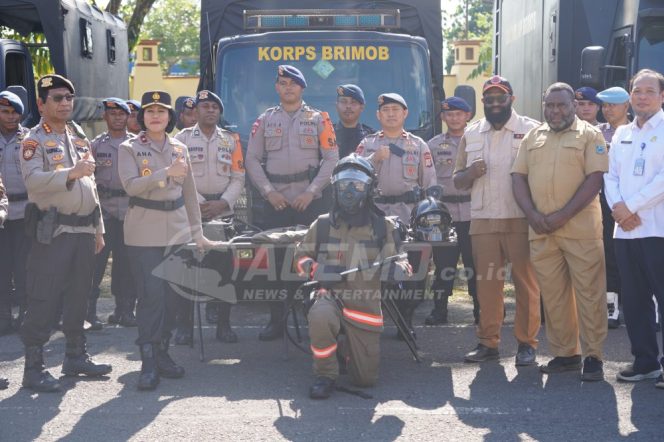 
 Antisipasi Karhutla, Polda Papua Barat Kerahkan Personel dan Peralatan Siaga