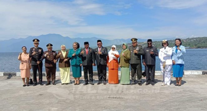 
 Bupati Hermus Indou: Ziarah Pahlawan Jadi Momentum Merawat Nilai Perjuangan