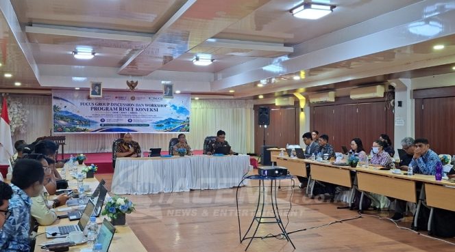 
 UGM, RMIT, dan UNIPA Siapkan Microgrid PLTS untuk Dukung Usaha Perikanan di Kampung Yende